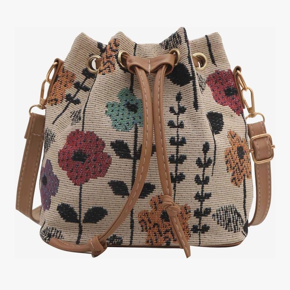 Handbags - 🆕 Floral Woven Drawstring Bucket Bag - Beige/Tan